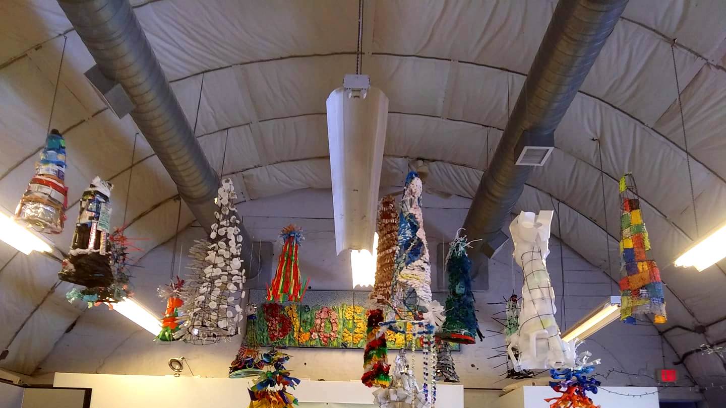 Connects opening exhibit ar Art